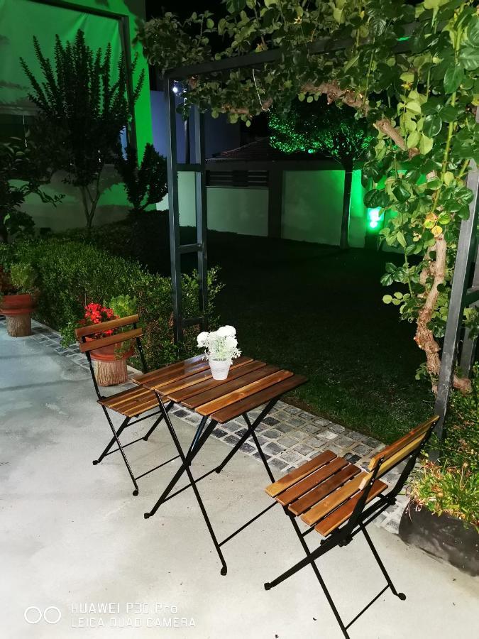 Pall'S Minimal Apartment Néa Péramos 外观 照片