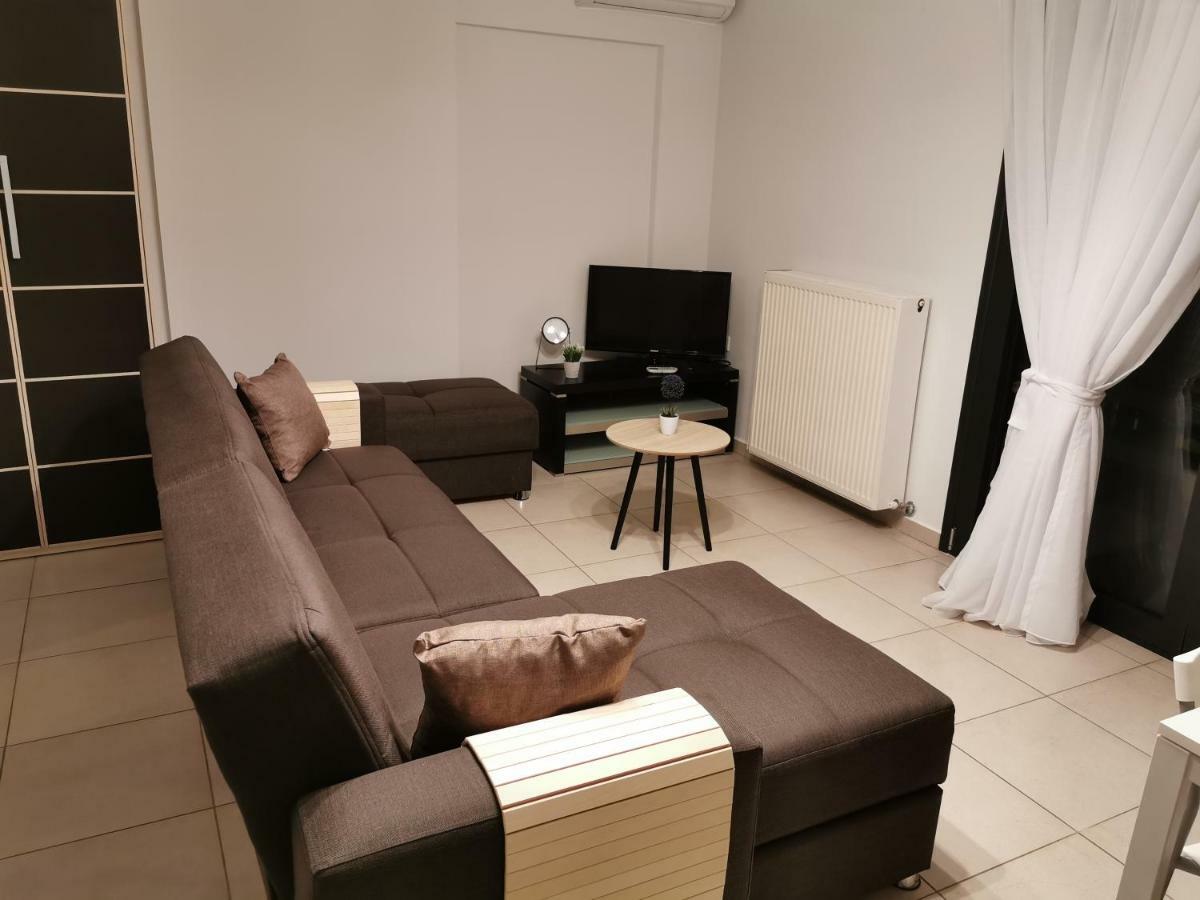 Pall'S Minimal Apartment Néa Péramos 外观 照片